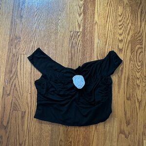 Beverly and beck flower top